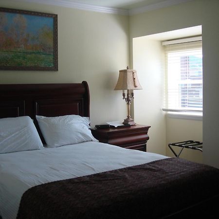 The City Hotel Bar & Grill Northern Cambria ภายนอก รูปภาพ